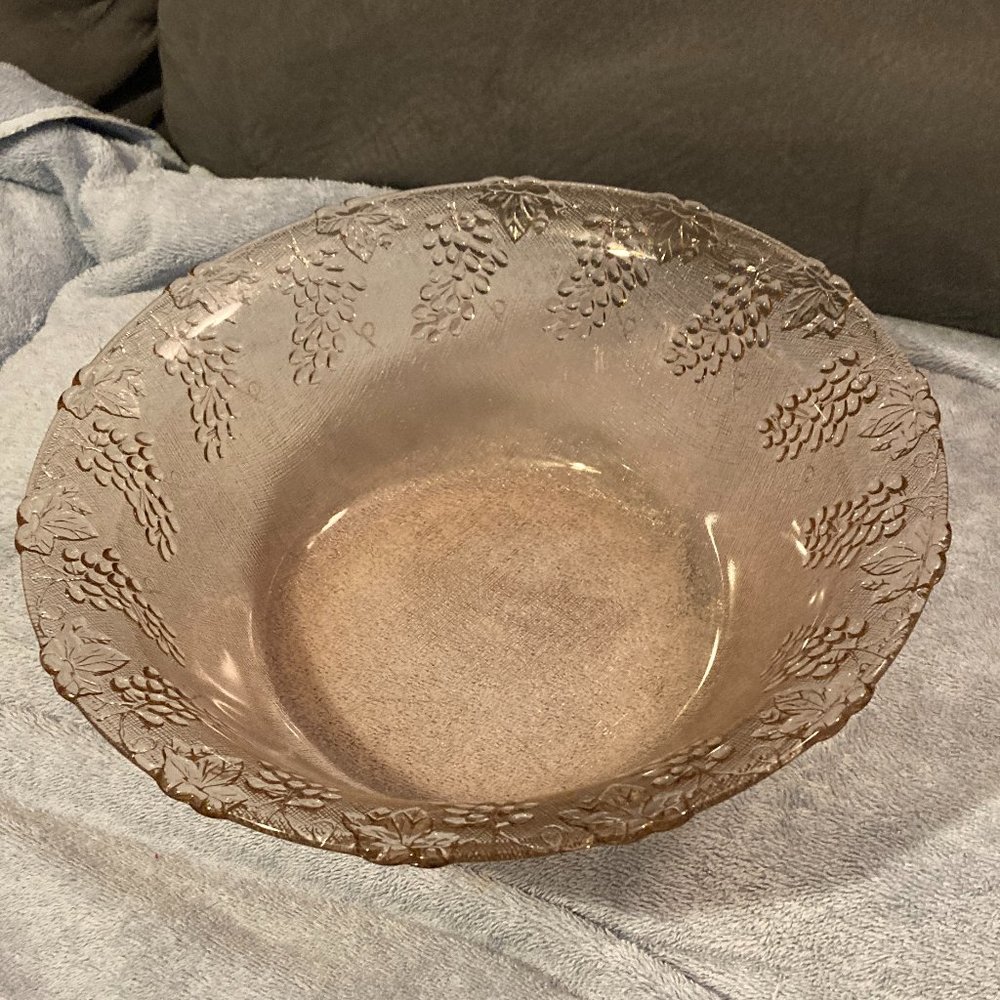 VTG 1960's KIG Indonesia Pink Glass Textured GrapeHarvest Serving Bowl-11" D-EUC